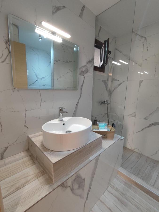 Theasis 3 Apartment Neos Marmaras Exterior foto