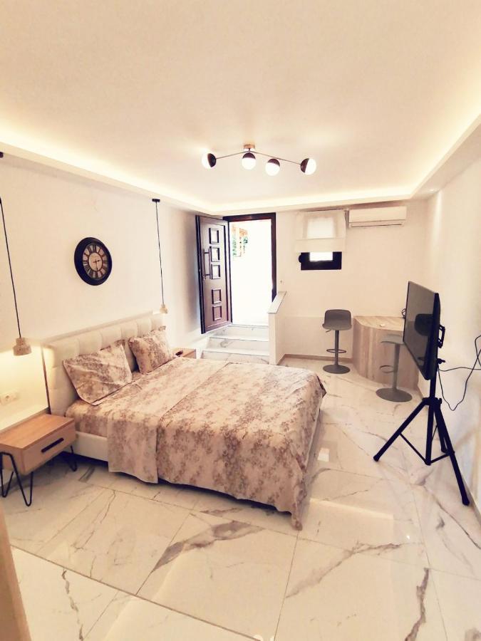 Theasis 3 Apartment Neos Marmaras Exterior foto