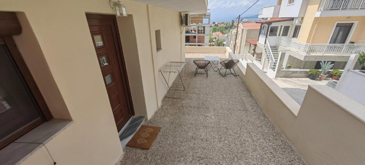 Theasis 3 Apartment Neos Marmaras Exterior foto