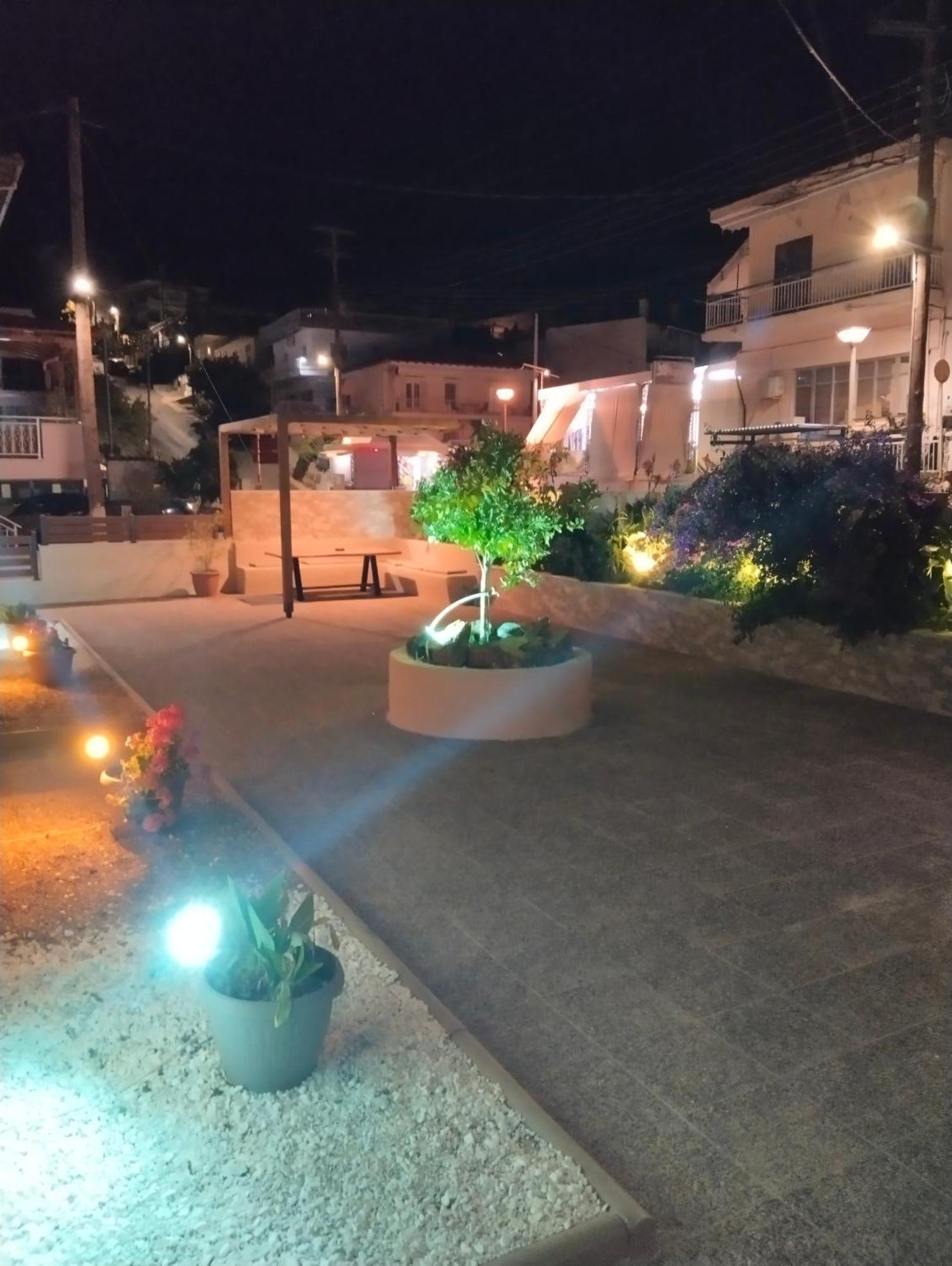 Theasis 3 Apartment Neos Marmaras Exterior foto